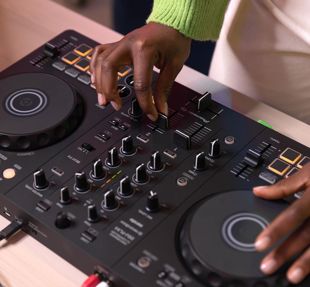 Pioneer DDJ FLX4 como Nova