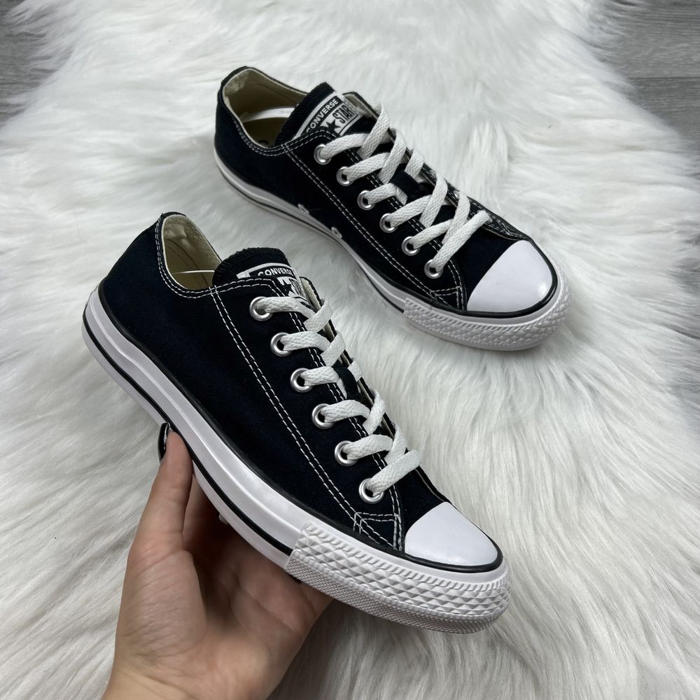 Оригінальні унісекс низькі кеди Converse