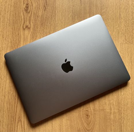 MacBook Pro 13” (2019)