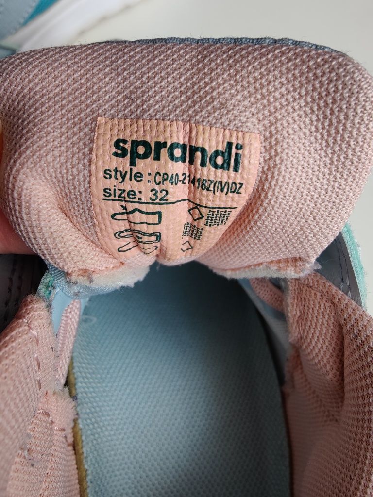 Buty sportowe Sprandi r. 32