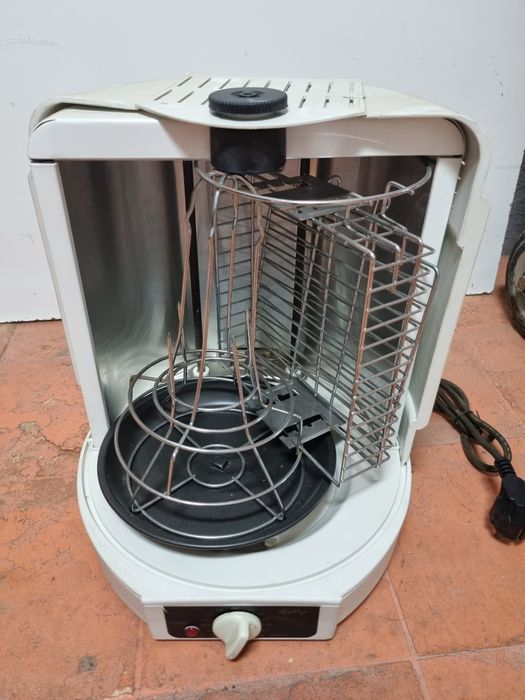 Grelhador de espetadas