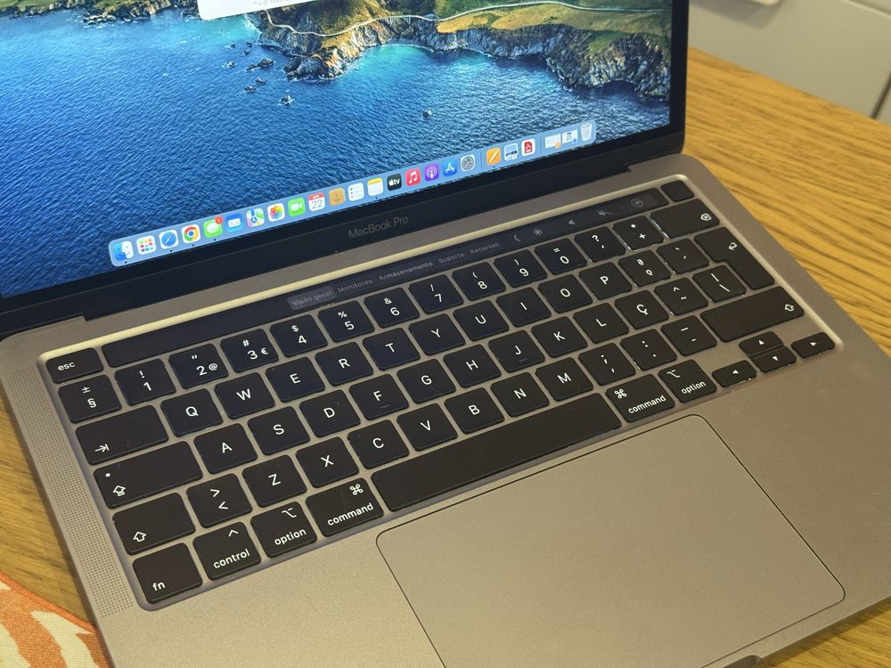 Macbook Pro 2020 i5 (último com intel)