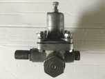 Regulator Ciśnienia Ursus C 360 C355 C4011 C330 C328 PRL