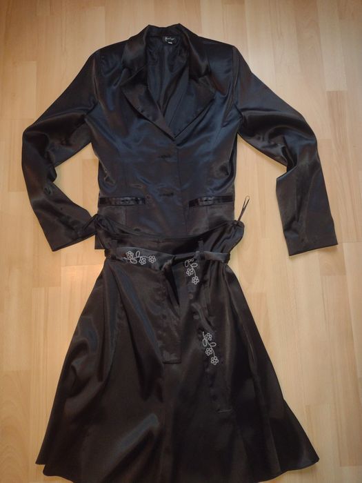 Damski komplet spódnica i marynarka 38/40