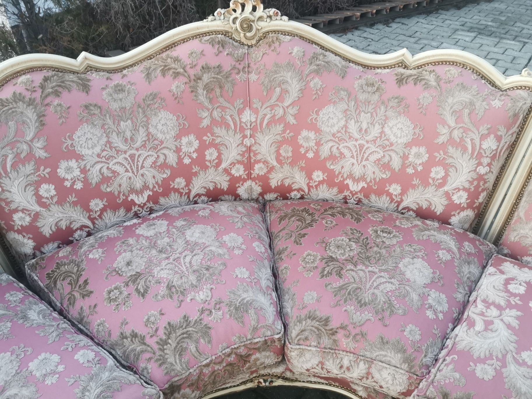 Okazja, pałacowa narożna sofa w stylu barokowym