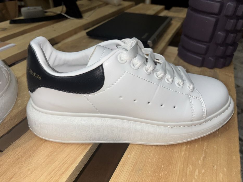 Alexander mcqueen n43