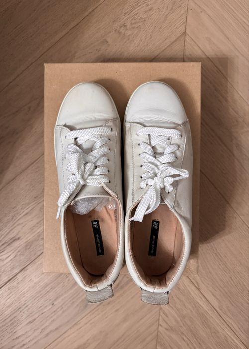 Кроссовки женские кожанные ECCO и H&M