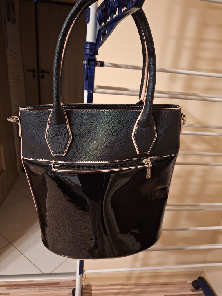 Torebka damska elegancka