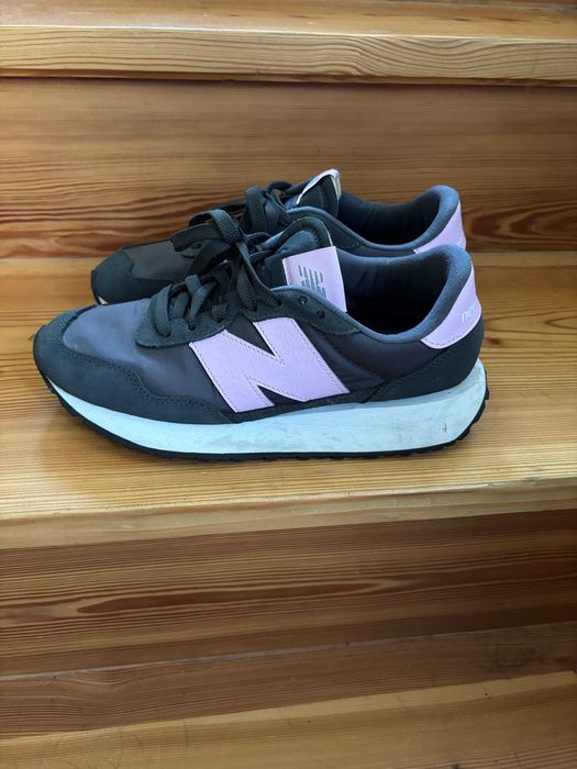 Sneakersy buty sportowe New Balance 40 damskie jak nowe