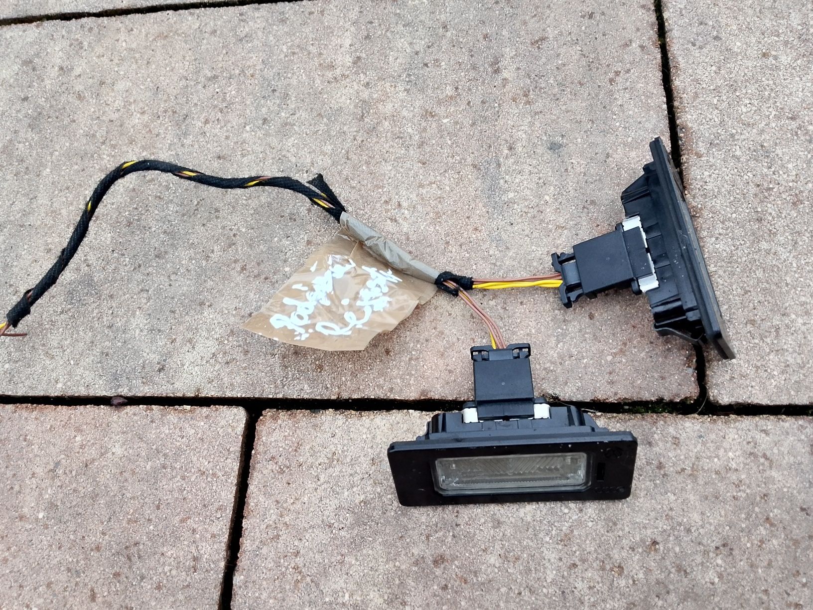 Podświetlenie tylnej rejestracji Audi A5 8T, 8T0943.021