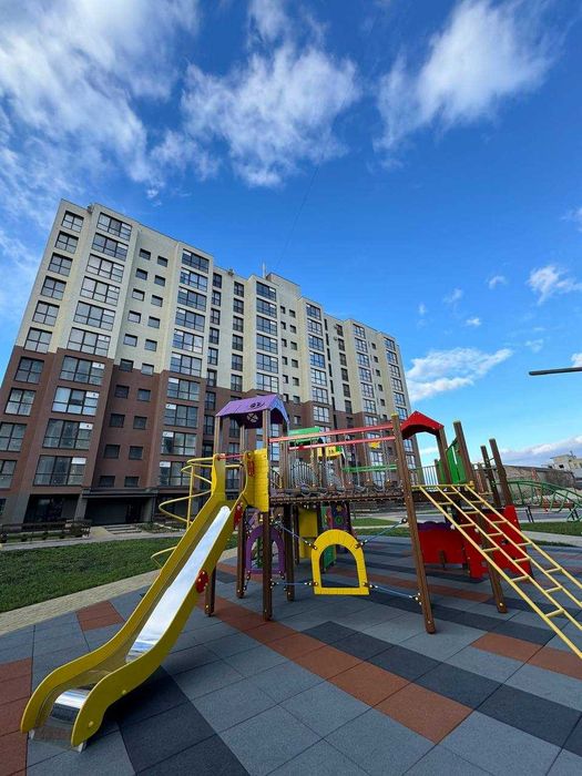 ВИДОВА 3-кімнатна, готова до ремонту в якісному ЖК