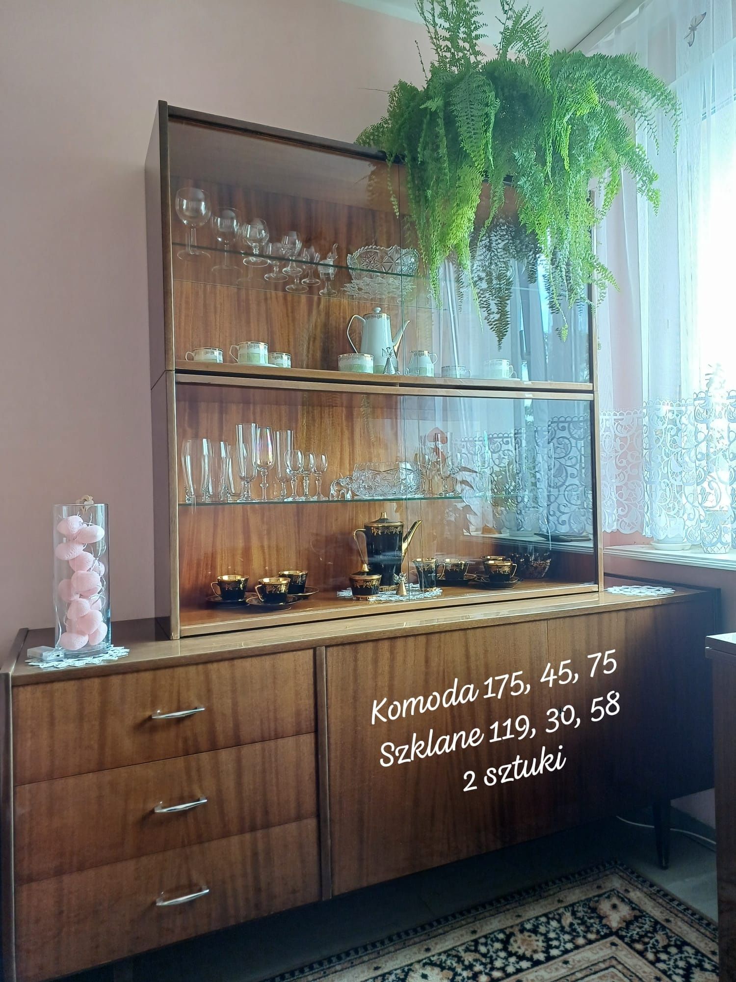 ODDAM za darmo komoda i biblioteczka