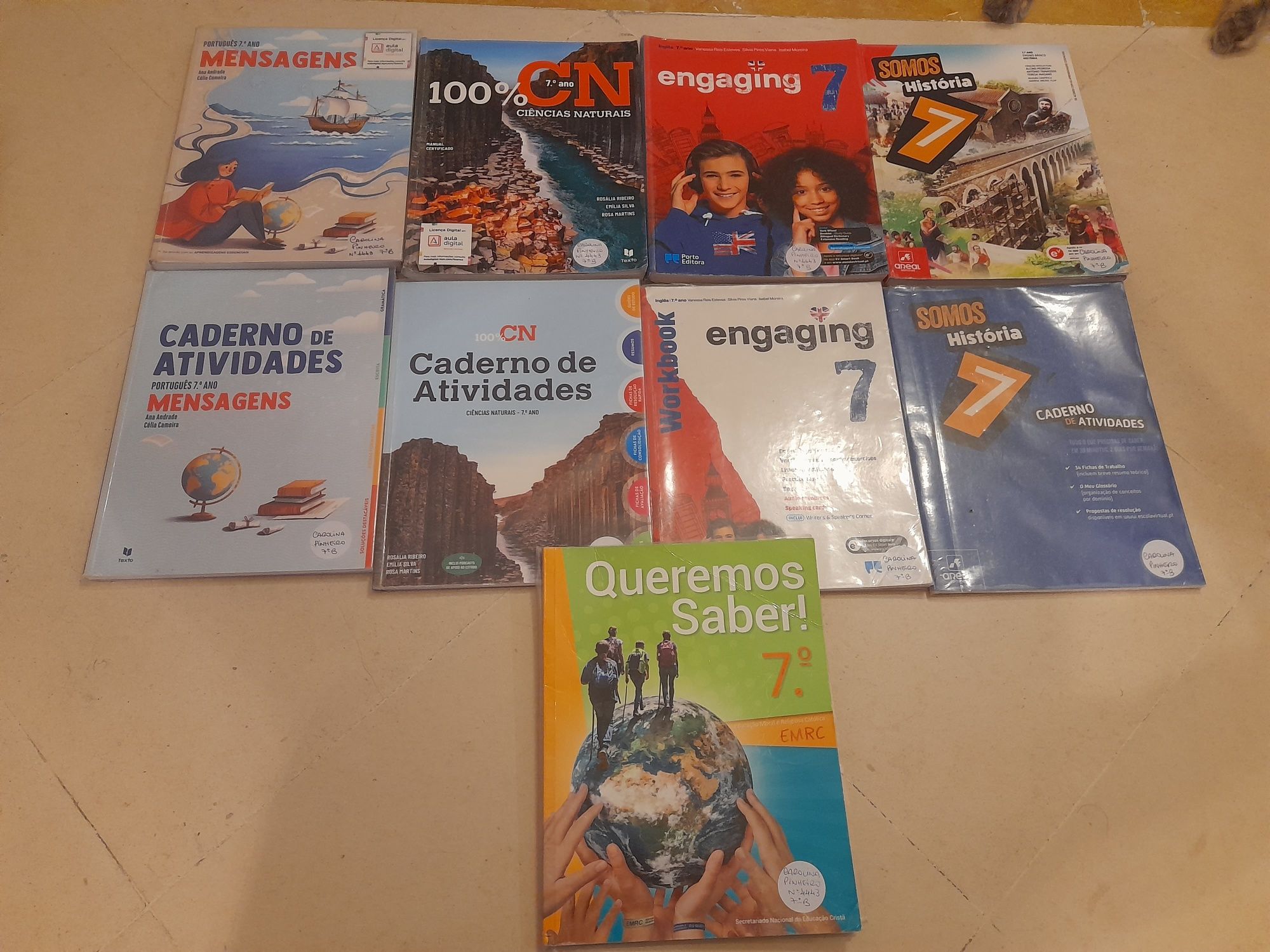 Manuais escolares 7° ano - Muito bom estado e já apagados