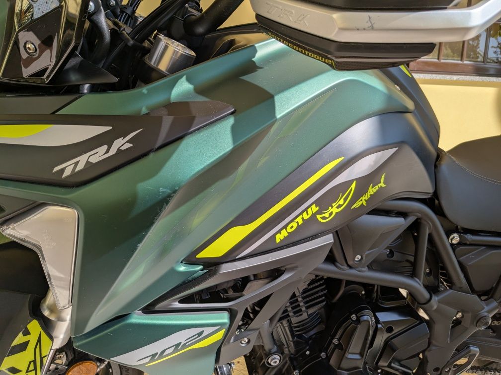 Benelli TRK 702 05/2024 só 2300 km
