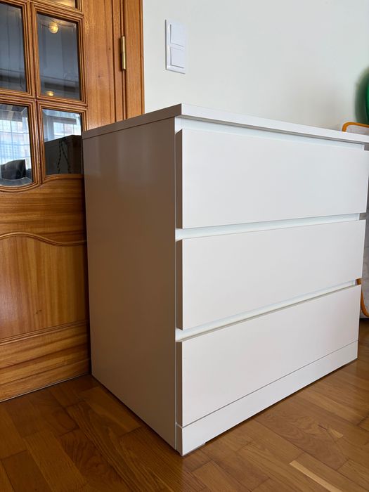 Cómoda MALM com 3 gavetas IKEA