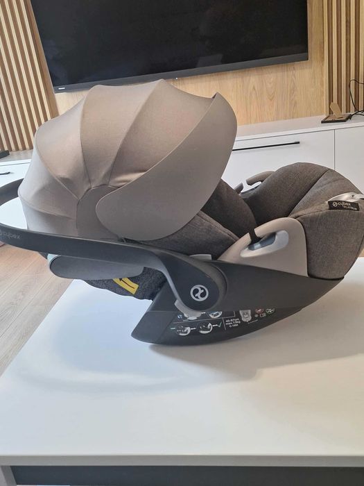 Fotelik samochodowy Cybex Cloud Z i size 0-13 kg + baza