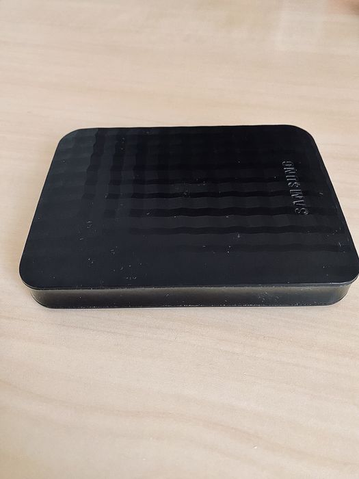 Samsung M3 Portable 2TB (Внешний накопитель)