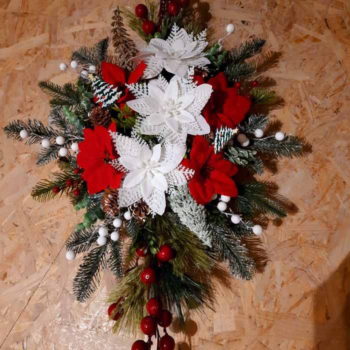 Stroik świąteczny na cmentarz