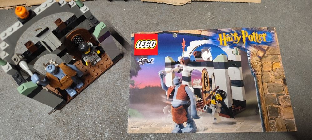 LEGO Harry Potter 4712 Trol na wolności