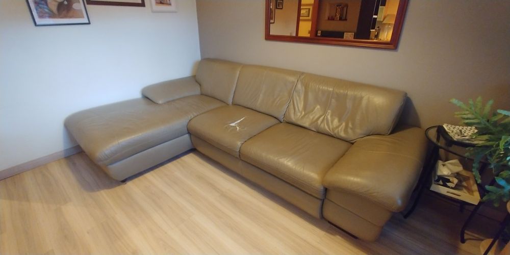 Rogówka oliwkowa z funkcją spania i pojemnikiem na pościel.