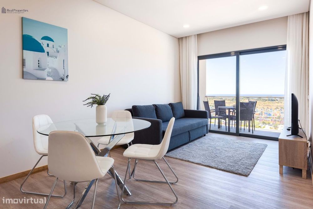 Apartamento T1 com Vista Mar e Marina  e Localização tranquila