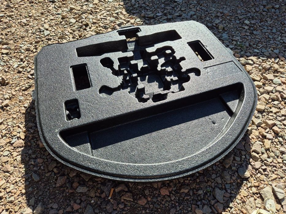 Styropian wklad bagaznika toyota corolla E21