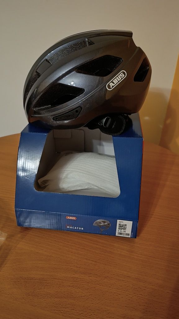 Kask rowerowy Abus Macator rozmiar S 51-55 cm