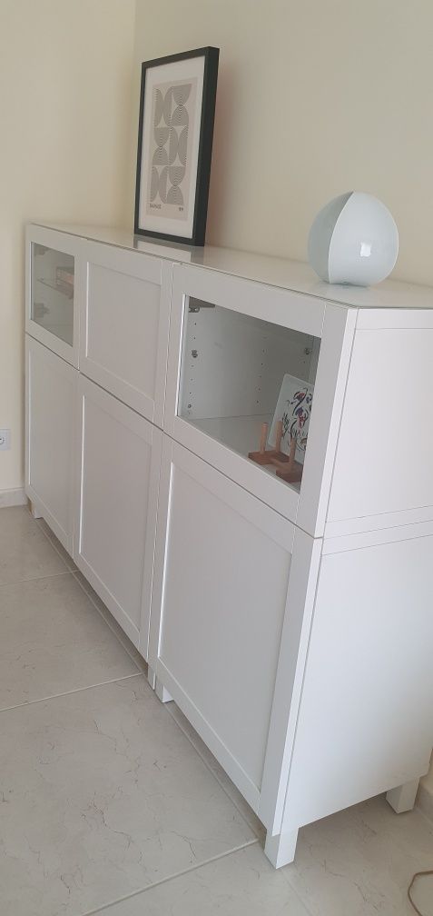 Mobiliário contemporâneo neutro como novo #aparador #besta #ikea