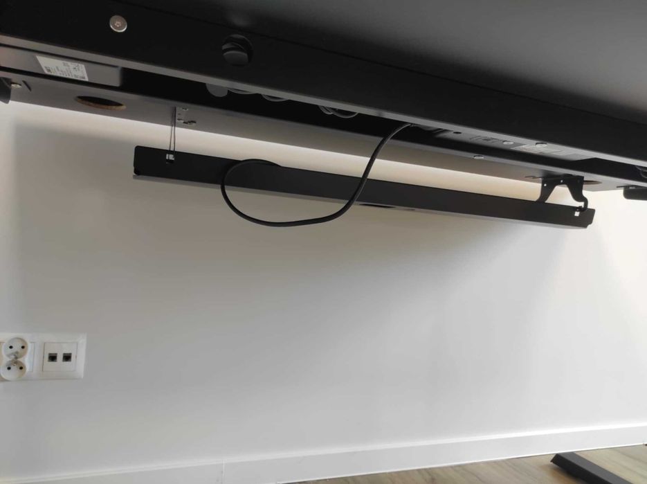 Biurko elektryczne MARO 180x90 cm – regulacja wysokości, ergonomiczne