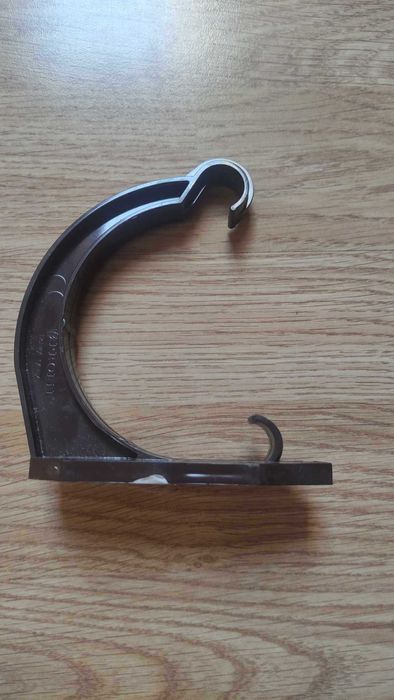 PROFIL Uchwyt do rynny PVC 90mm brązowy