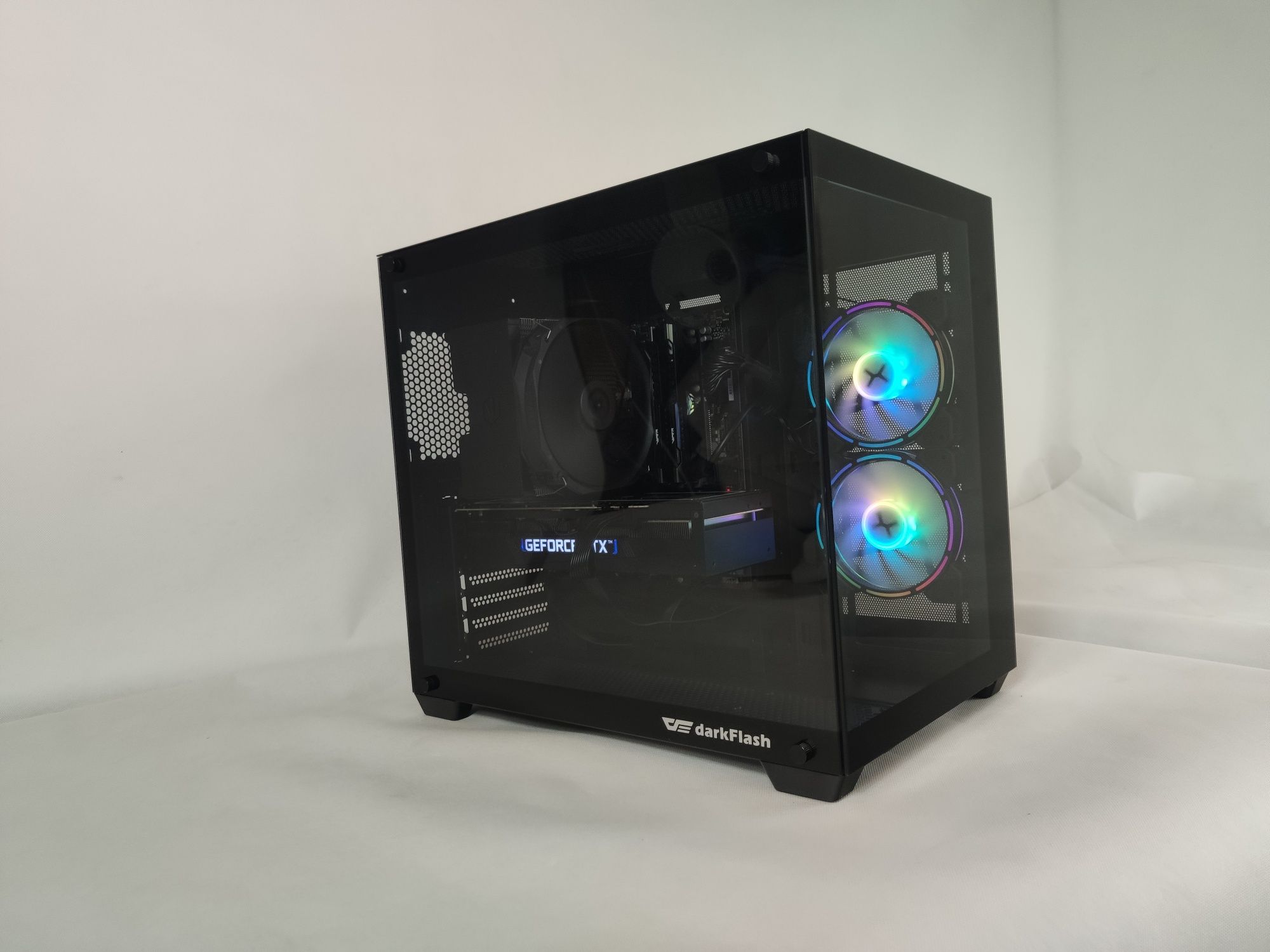 Komputer Gamingowy i7-13700, RTX 5070, 32 GB,SSD,Win 11,USDT