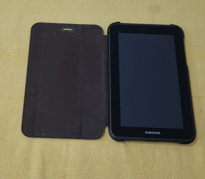 Tablet Samsung da para por  cartão telefone só não consigo criar conta