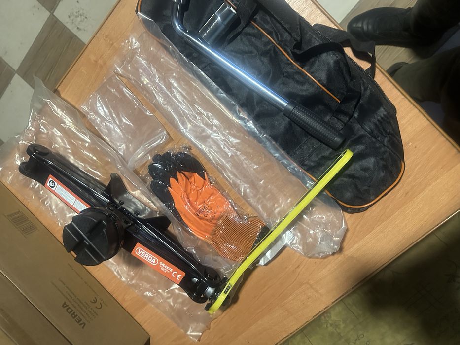 Домкрат jeep compass 2,jeep renegade 4WD