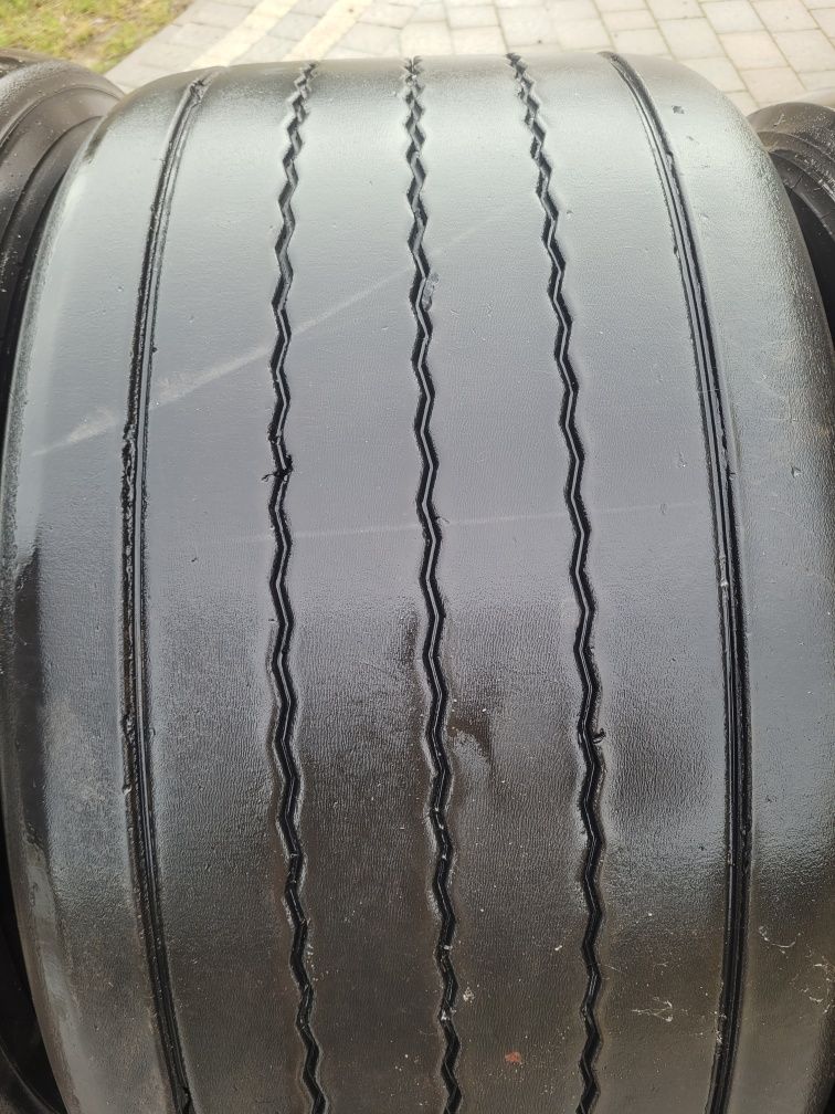 Kola 435/50r19.5 4 szt ET 120 BRIDGESTONE Continental