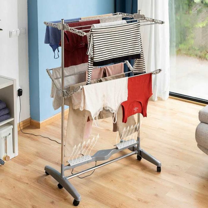 Suszarka na pranie z elektrycznym nawiewem powietrza InnovaGoods