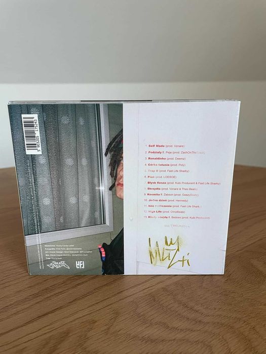 Young Multi - TRAPSTAR - Preorder 2018 z AUTOGRAFEM