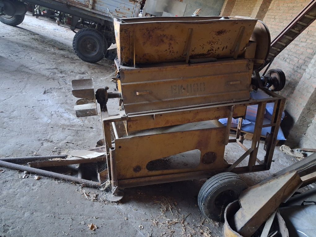 Bukownik BK1100.
