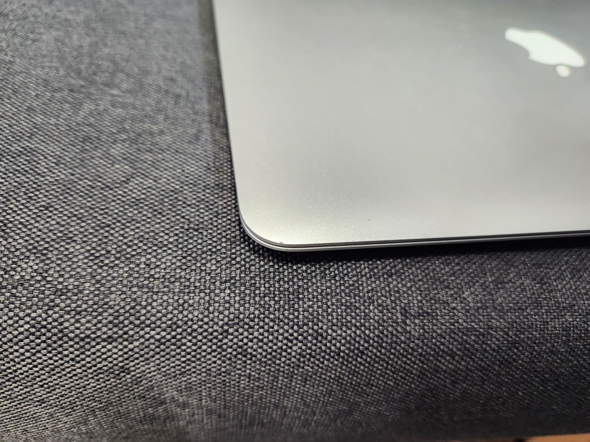 MacBook Air 13 2017 MQD32 Гарний стан