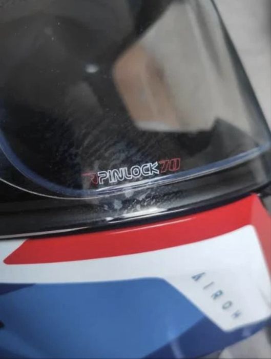 Capacete Airoh tricolor tam L