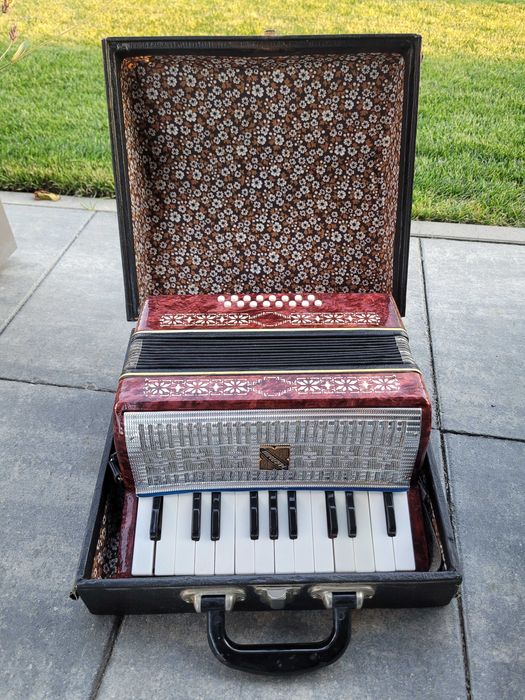 Akordeon guzikowy Malysz ZSRR