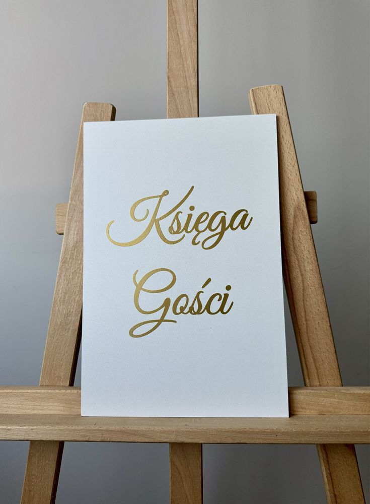 Biała tablica ślubna Księga gości złoty napis dekoracje sali wesele