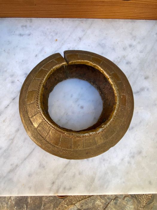 Artefacto  Africano Manilha Pulseira Escravo Séc XVI África 11,4 cm