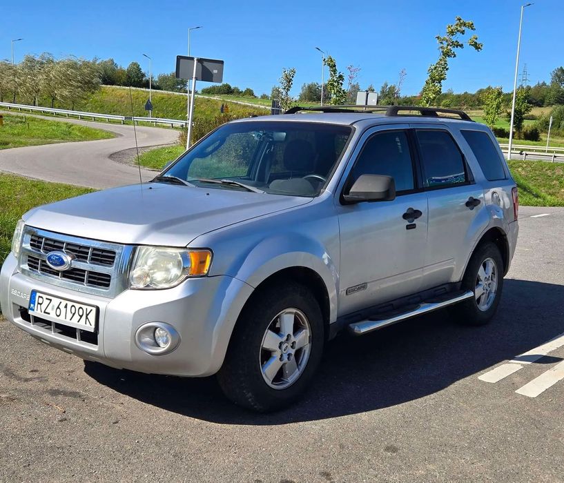 Ford Escape Ford Escape 2011 2.5 BENZ+GAZ niski przebieg