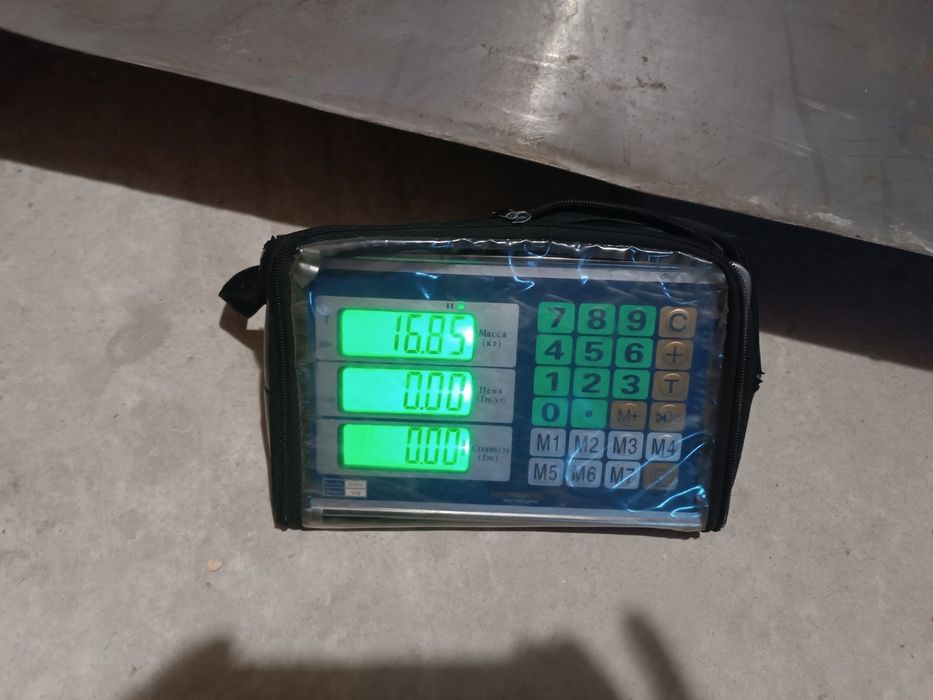 Лист з нержавіючої сталі 2м./1м. та алюмінію 1,86м./1,2м. для вуликів