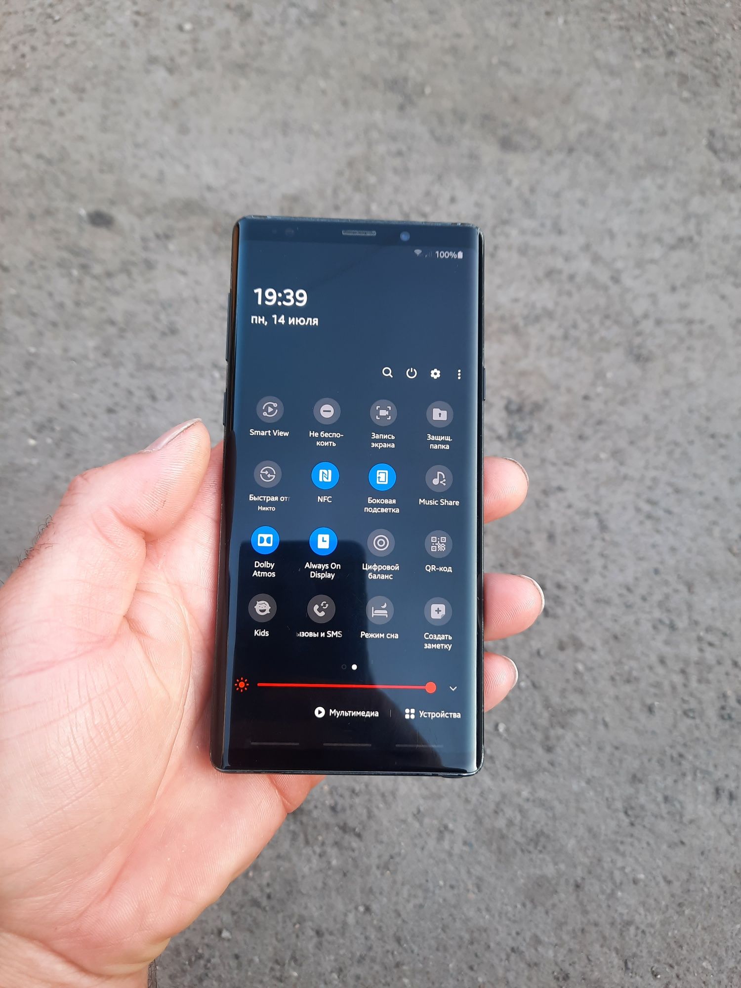 Samsung note 9  6/128gb+ карта памяти