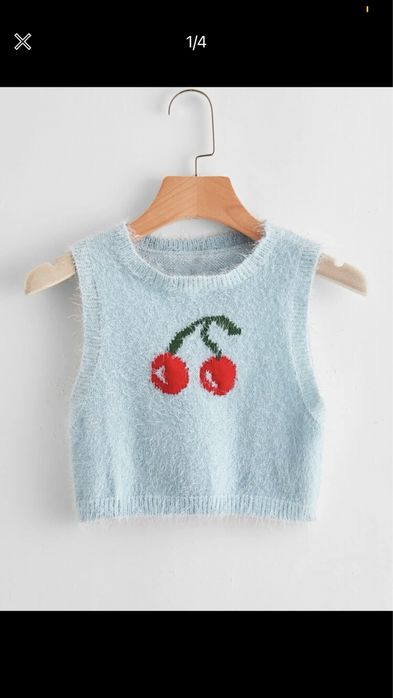 Krótki sweterek bezrękawnik crop top z wisienkami