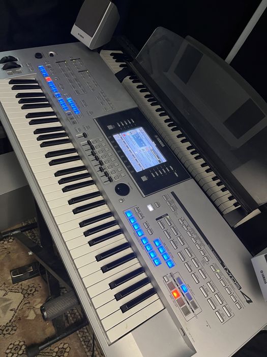 Yamaha Tyros 4 - Teclado