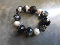 Pulseira pérolas, prata, pedras semipreciosas e couro, Nova