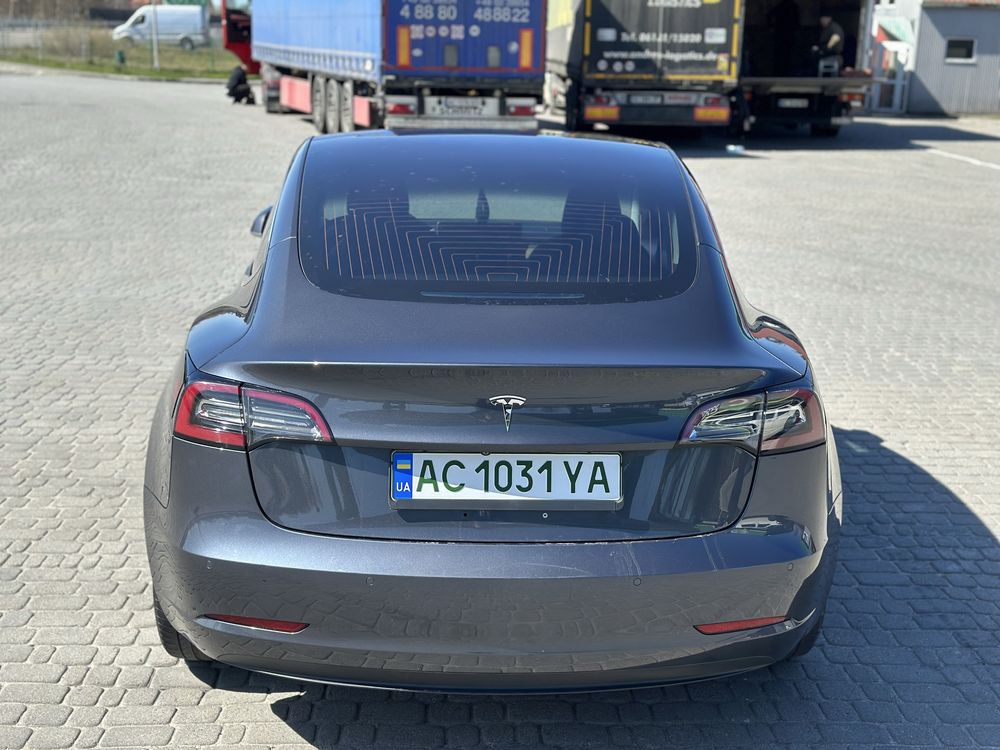 Tesla Model 3 2018 long Range 75