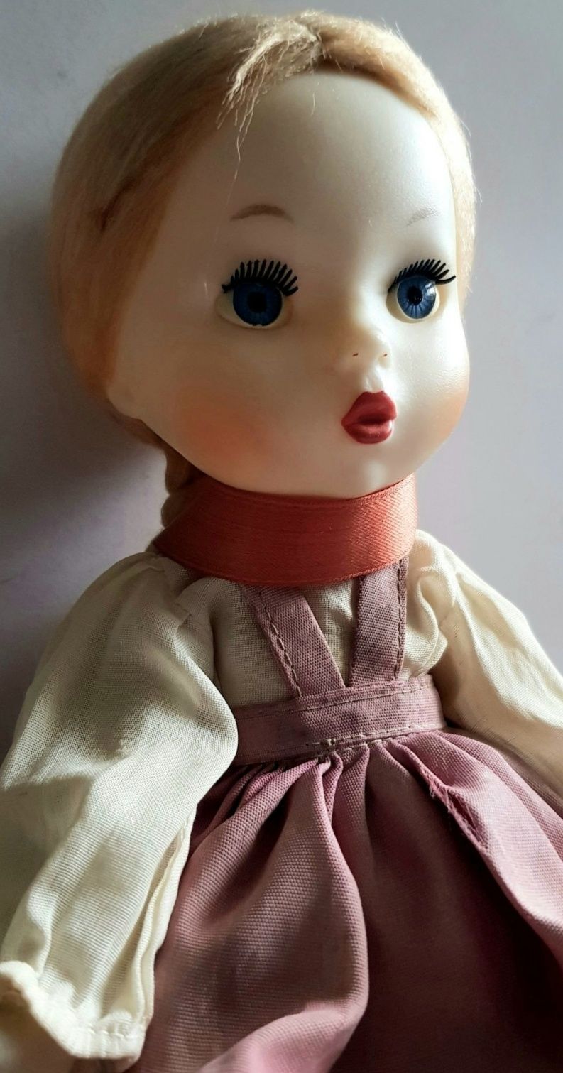 Stara lalka rosyjska